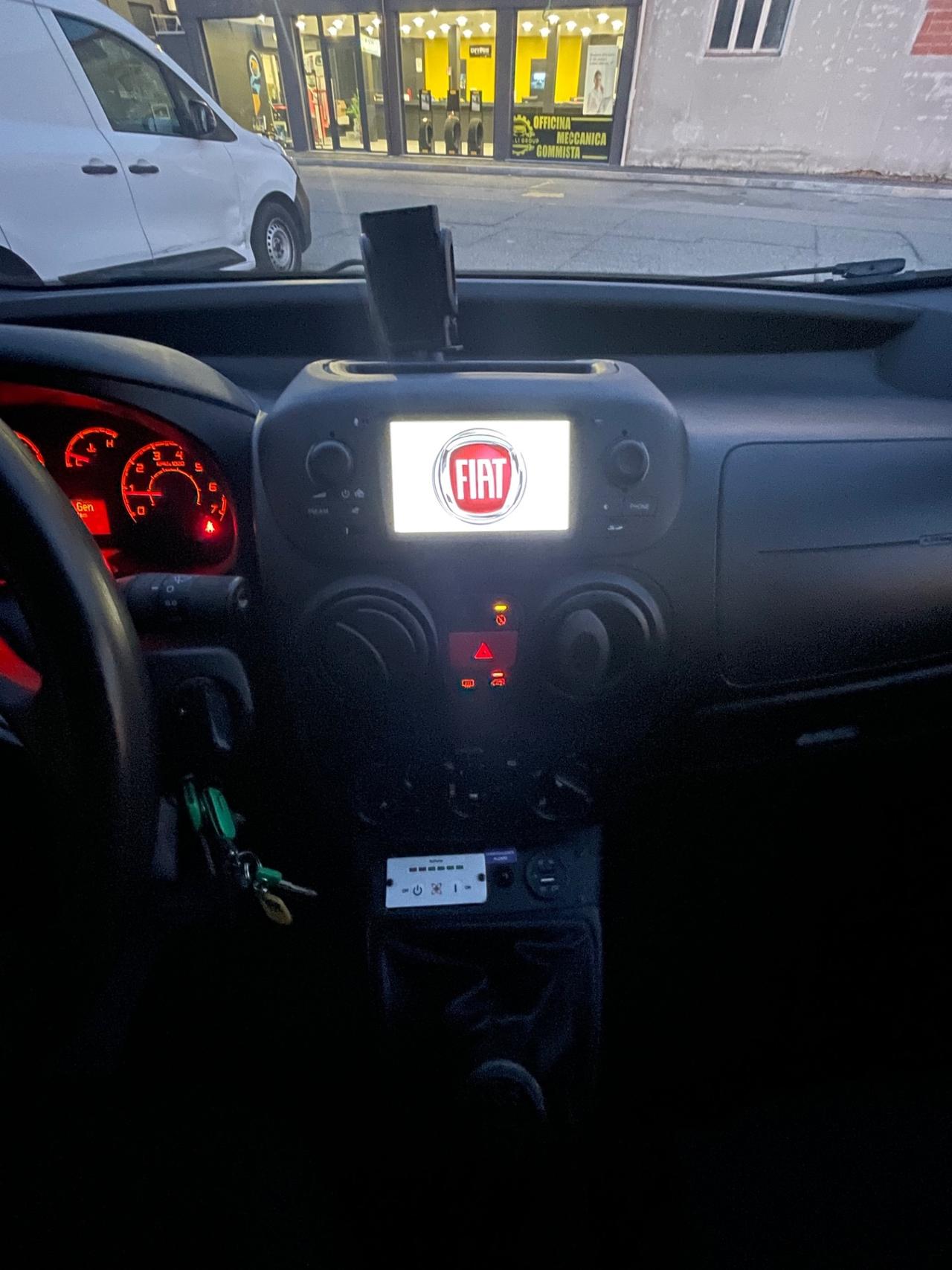 Fiat Fiorino 1.3 MJT 95CV Cargo Adventure