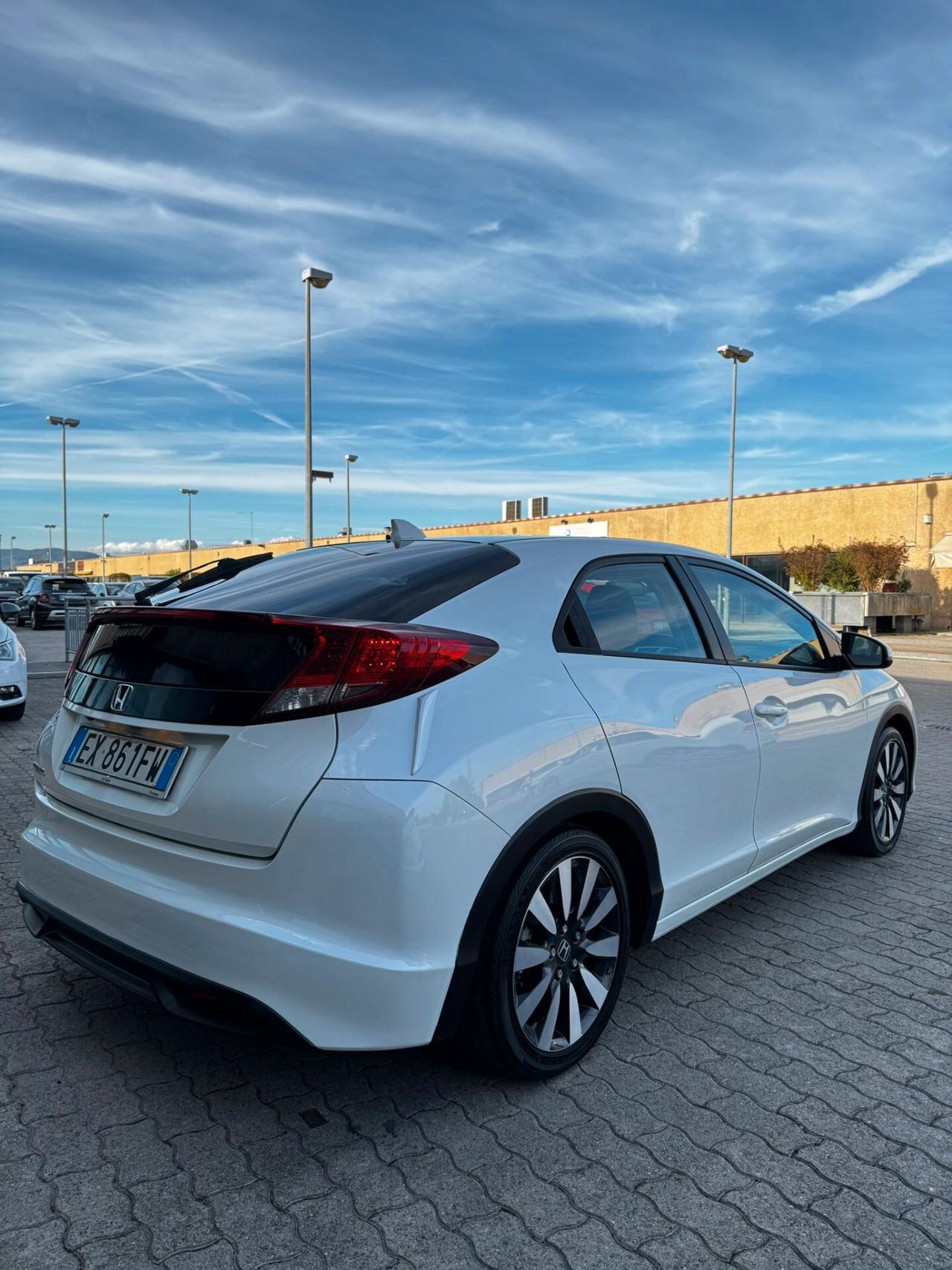 Honda Civic 1.4 i-VTEC Sport