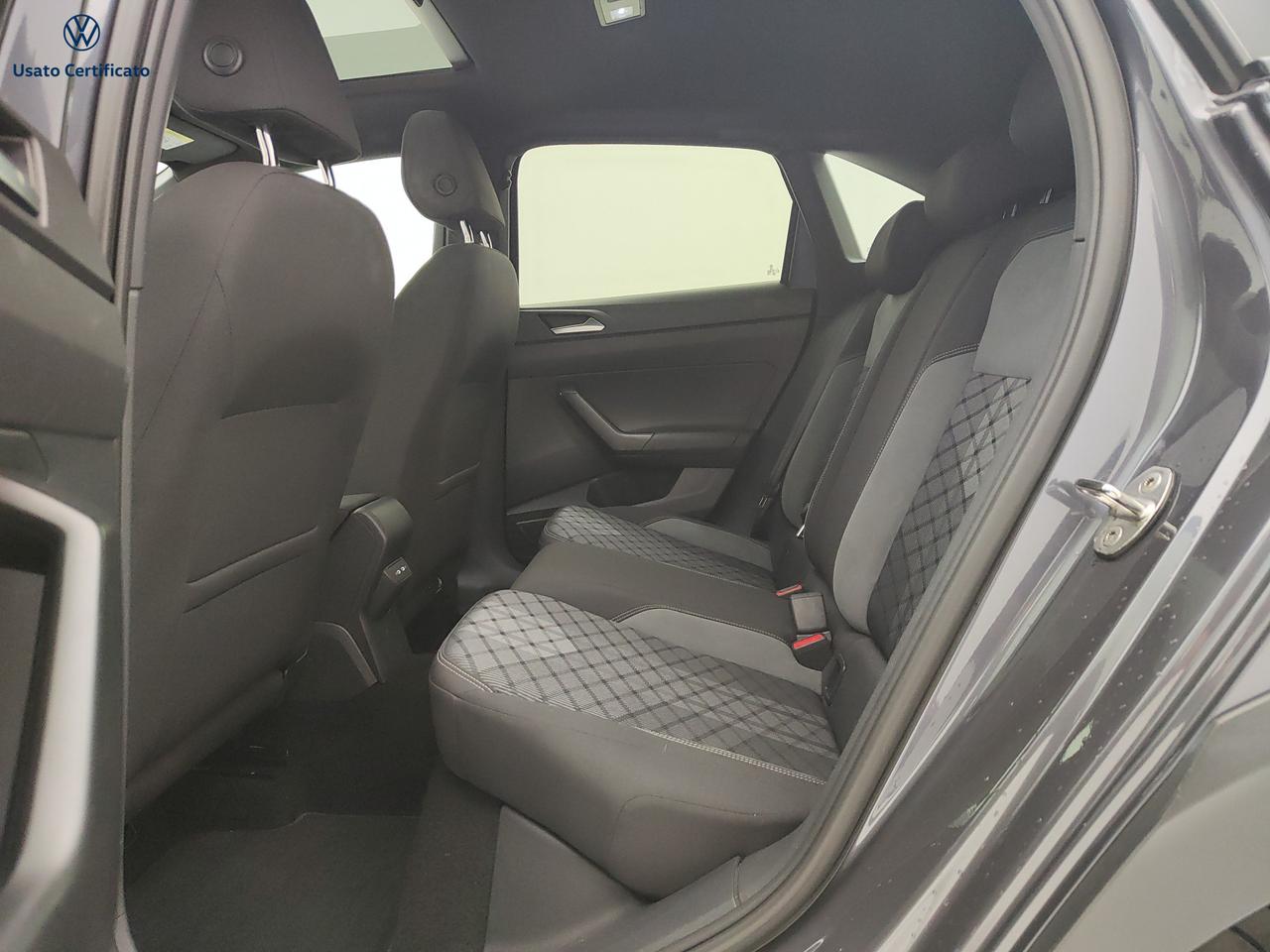 VOLKSWAGEN Taigo - Taigo 1.0 TSI 110 CV DSG R-Line