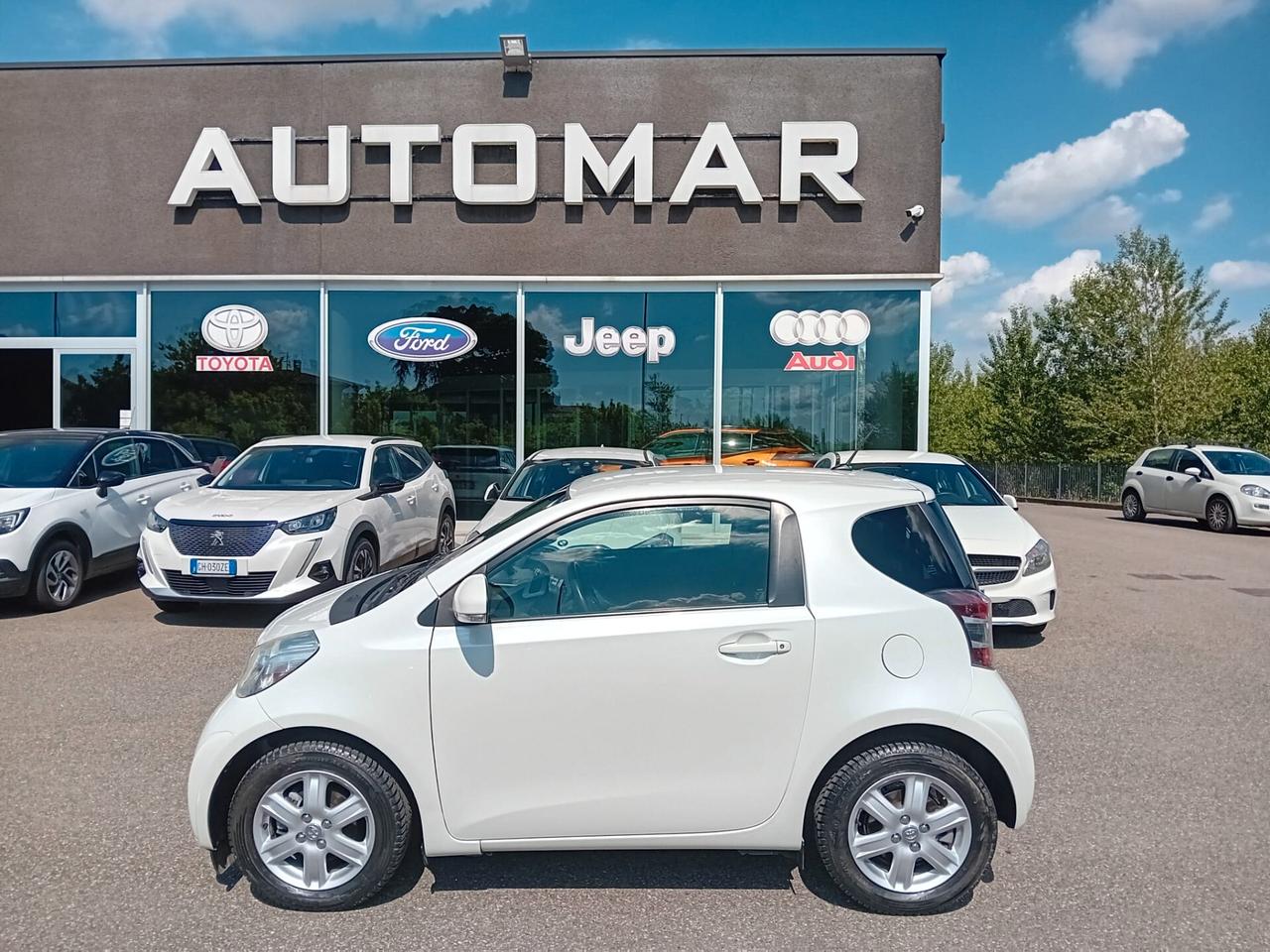 Toyota iQ 1.0 68cv multidrive SERVICE TOYOTA