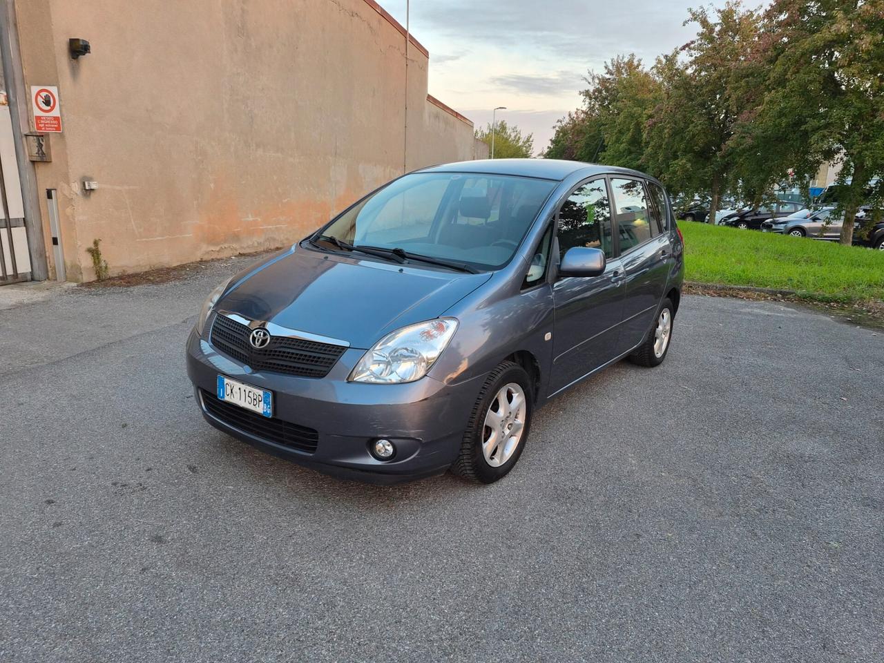 Toyota Corolla Verso 1.6 16V
