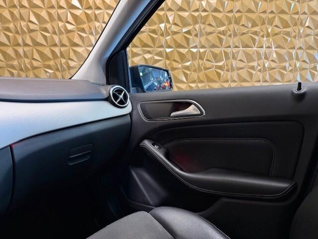 Mercedes-benz B 180 d Premium