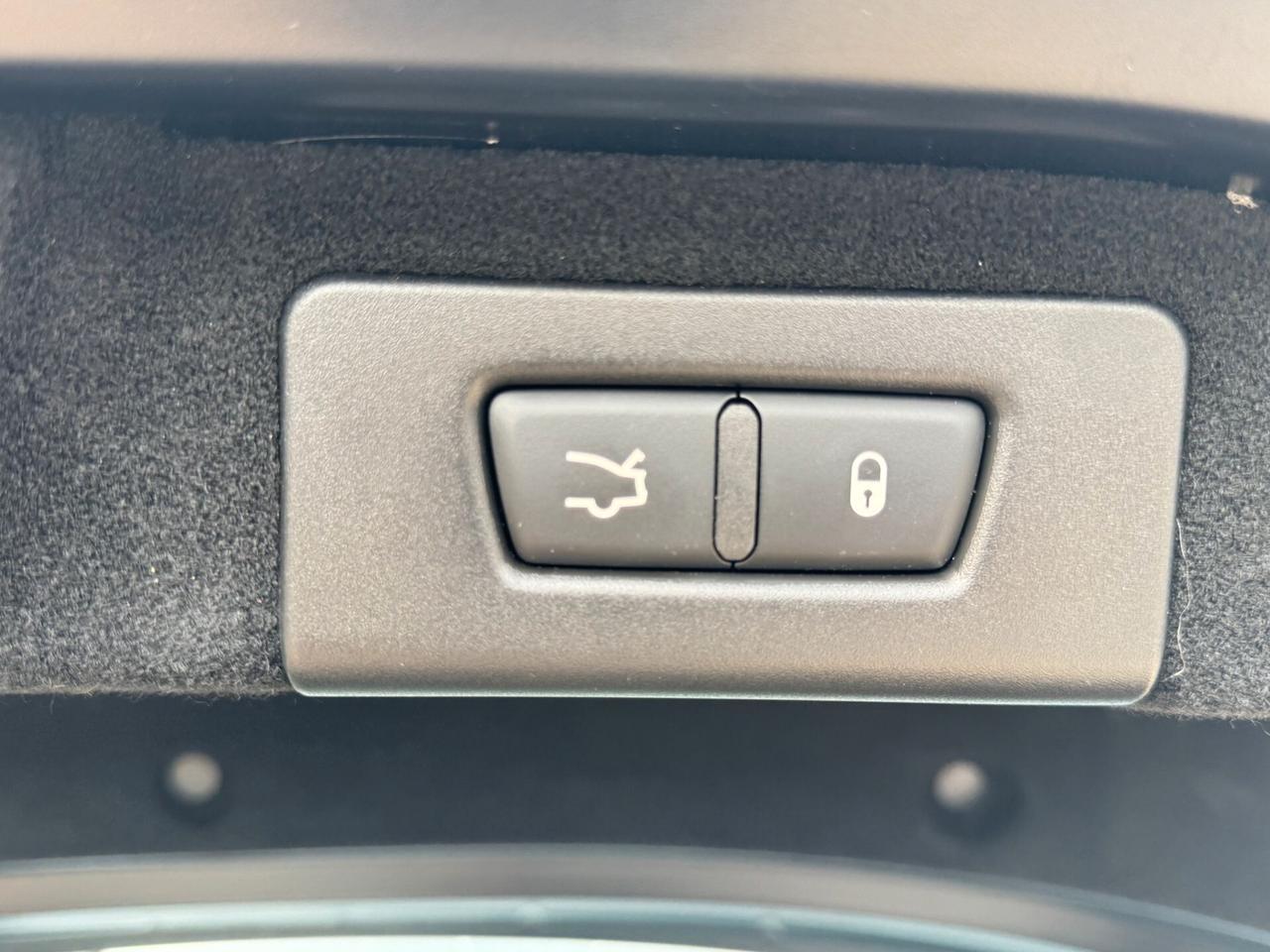 Maserati Ghibli GRANSPORT 3.0 V6 250cv - UNICO PRO
