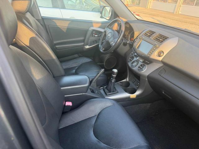 TOYOTA RAV 4 MY23 179,001km RAV4 2.2 D-4D 177 CV Luxury Bellissima