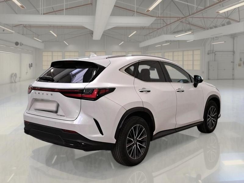 LEXUS NX Hybrid Premium 4WD MY22