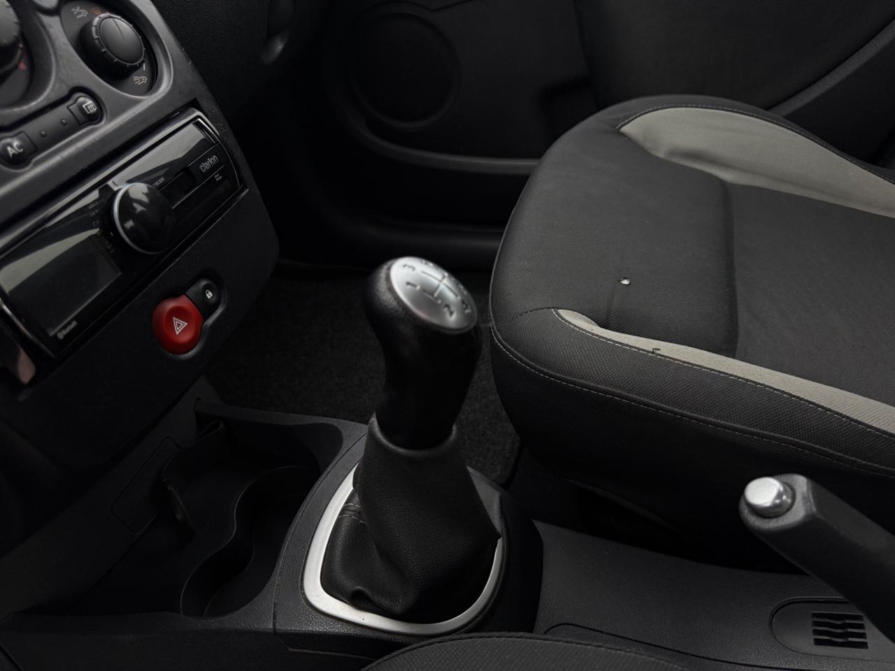 Renault Clio 1.2 Benzina 12 MESI DI GARANZIA