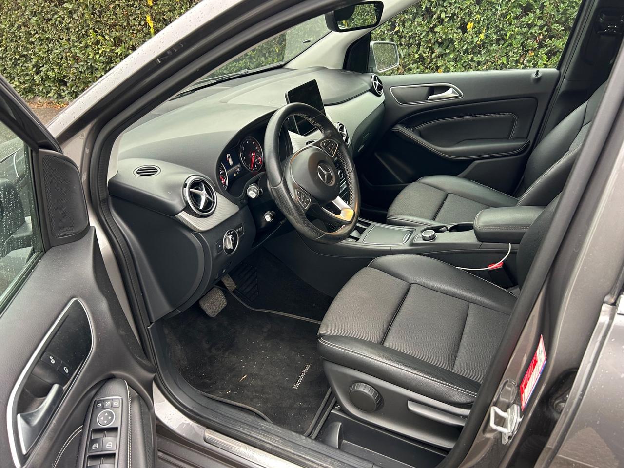 Mercedes-benz B 180 d Automatic Executive