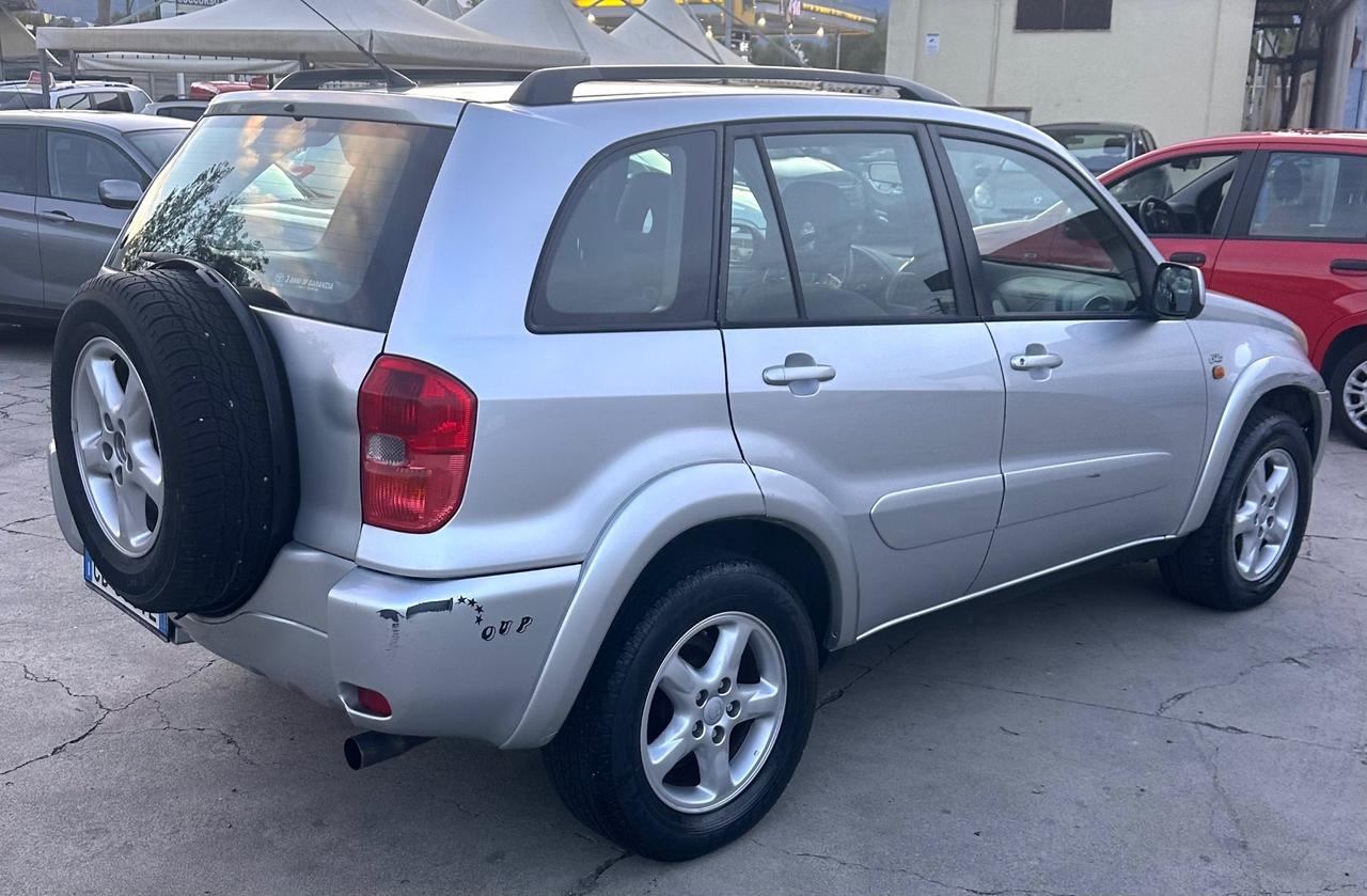 Toyota RAV 4 RAV4 2.0 Tdi D-4D cat 5 porte Sol