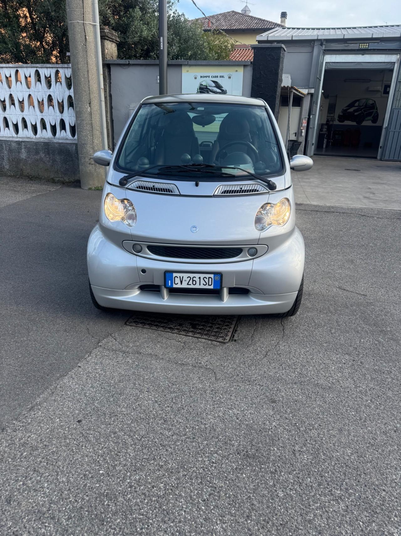 Smart ForTwo 700 coupé Brabus (55 kW)
