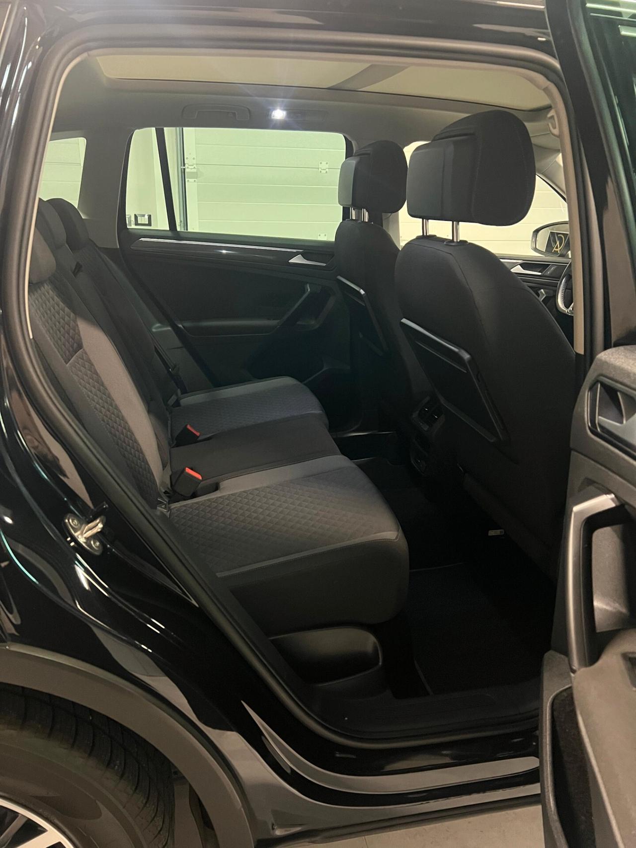 Volkswagen Tiguan 2.0 TDI SCR DSG Sport BlueMotion Technology