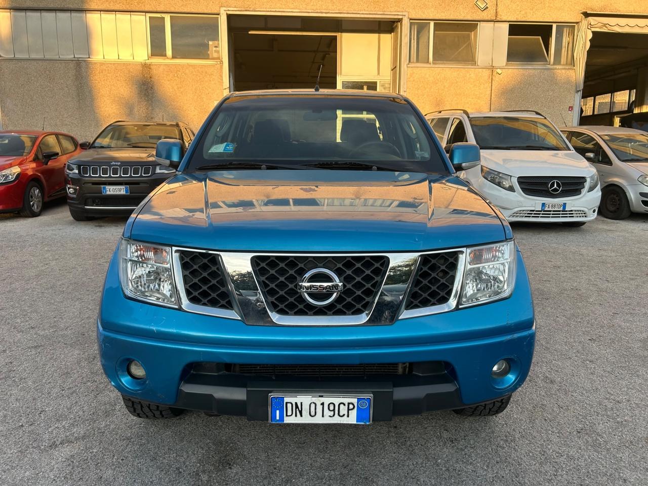 Nissan Navara 2.5 dCi 4 porte Doppia Cabina 4X4