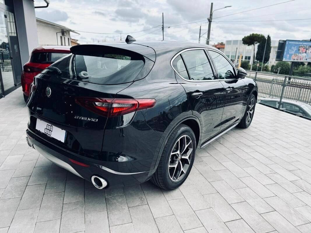 Alfa Romeo Stelvio 2.2 Turbodiesel 210 CV AT8 Q4 Ti