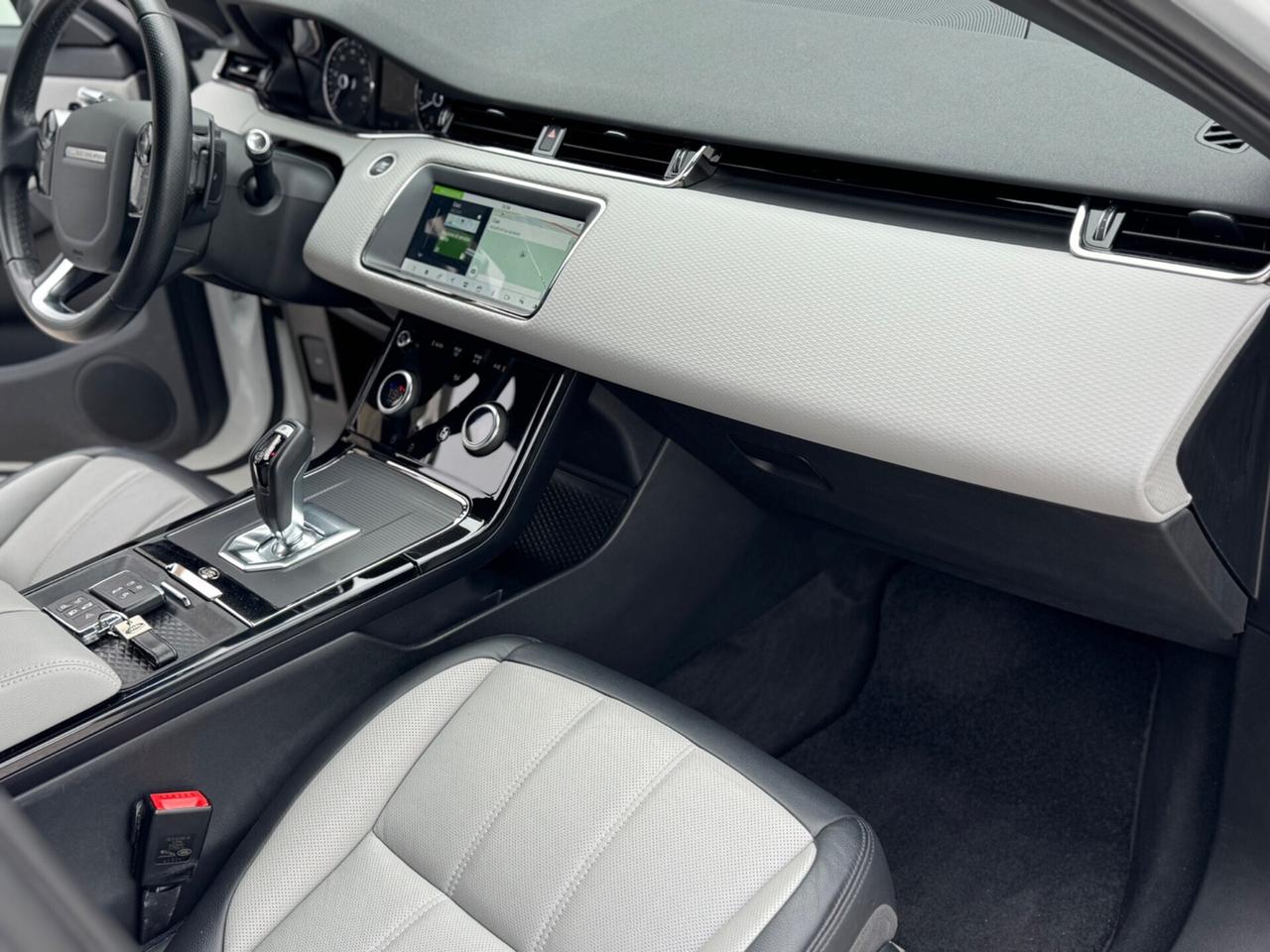 Land Rover Range Evoque 2.0 I4 200 CV R-Dynamic S