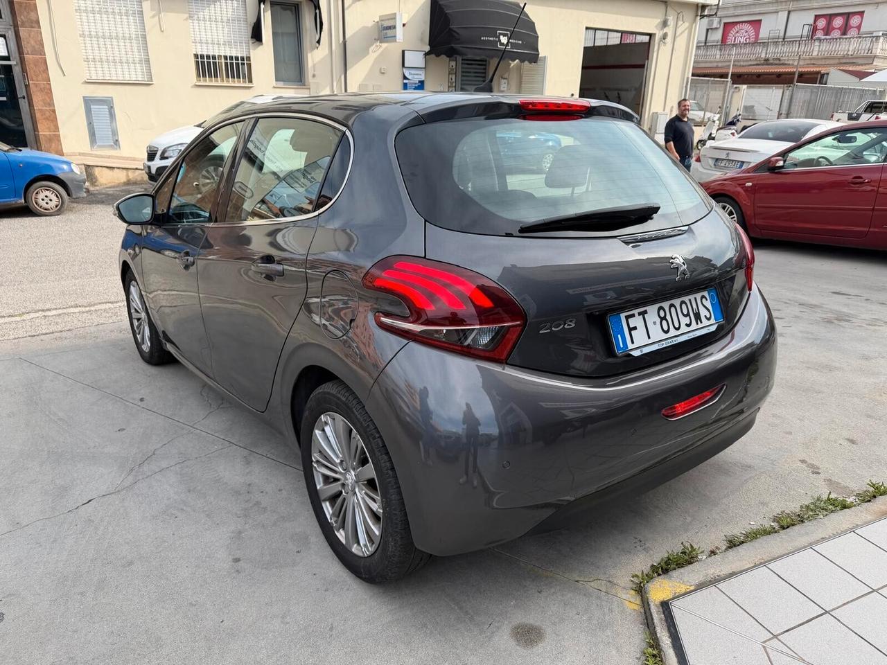 Peugeot 208 BlueHDi 100 S&S 5 porte Active