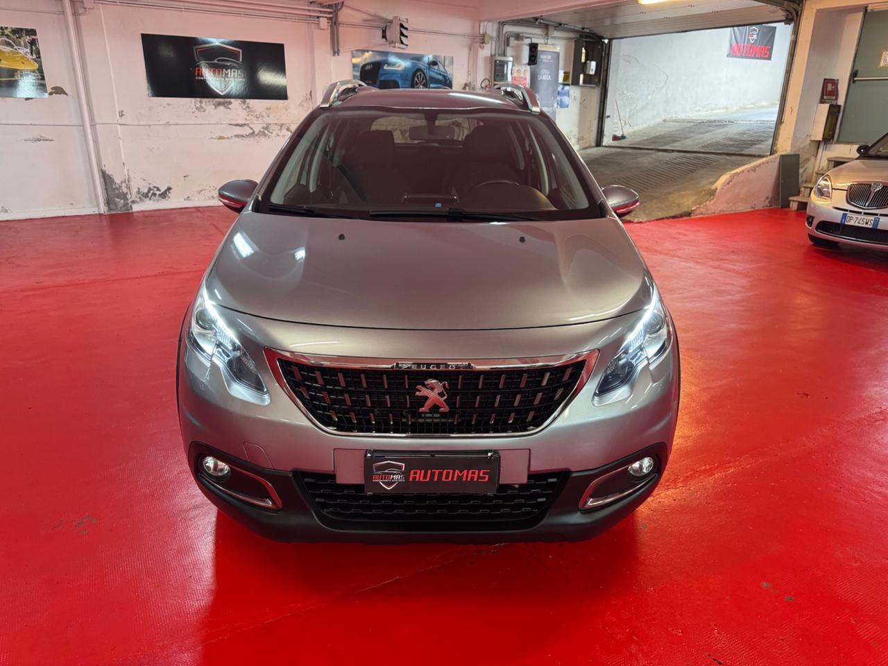 Peugeot 2008 BlueHDi 100 S&S Signature