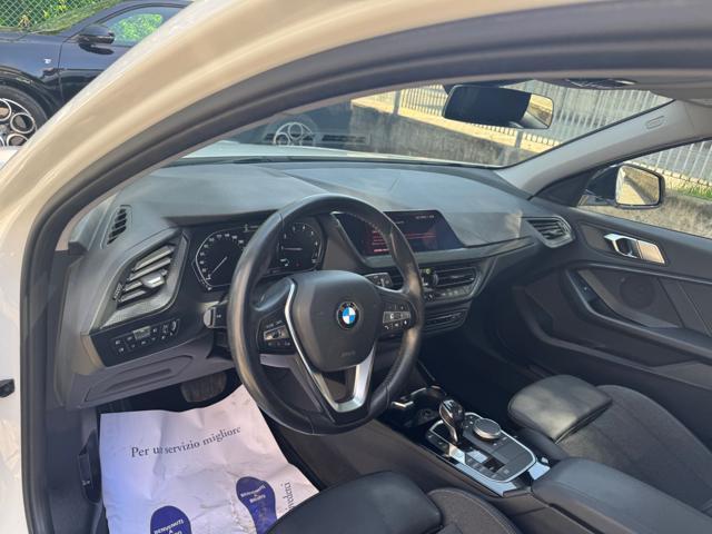 BMW 118 i 5p. Luxury 140CV AUTOM. NAVI