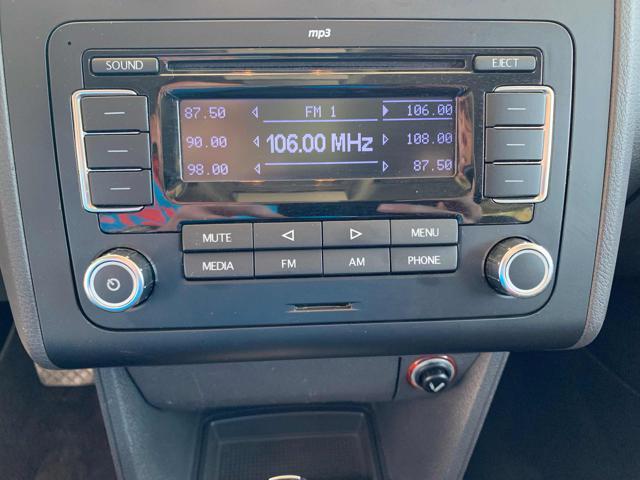 VOLKSWAGEN Touran Business 1.6 TDI DSG 7 POSTI OK NEOPATENTATI C.AUT