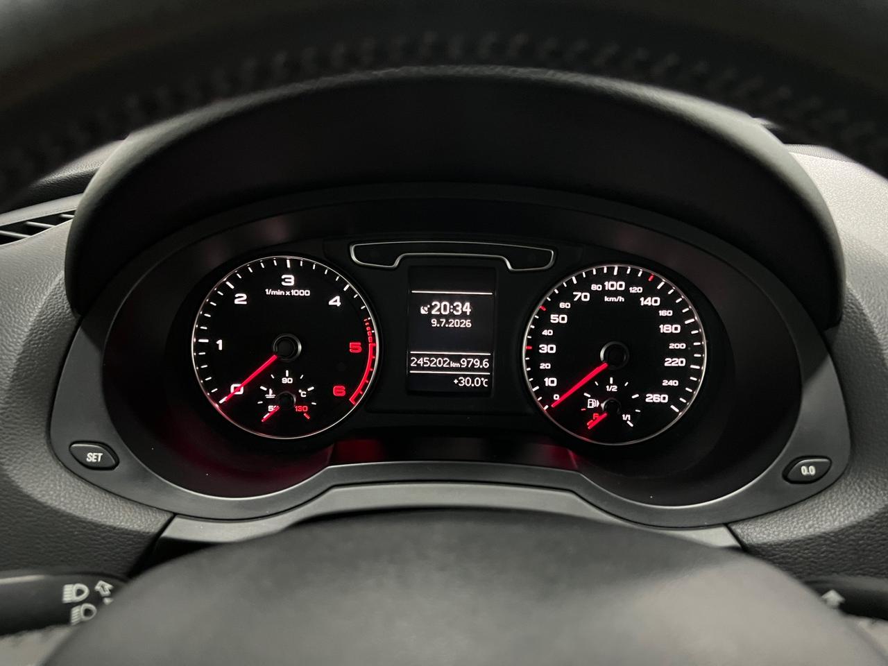 Audi Q3 2.0 TDI Advanced 140 Cv