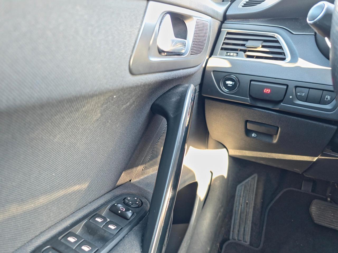 Peugeot 508 BlueHDi CV-180 EAT6 S&S Feline 2016-E6B Automatico