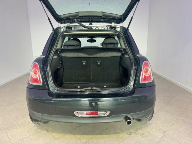 MINI One 1.6 16V One (55kW)