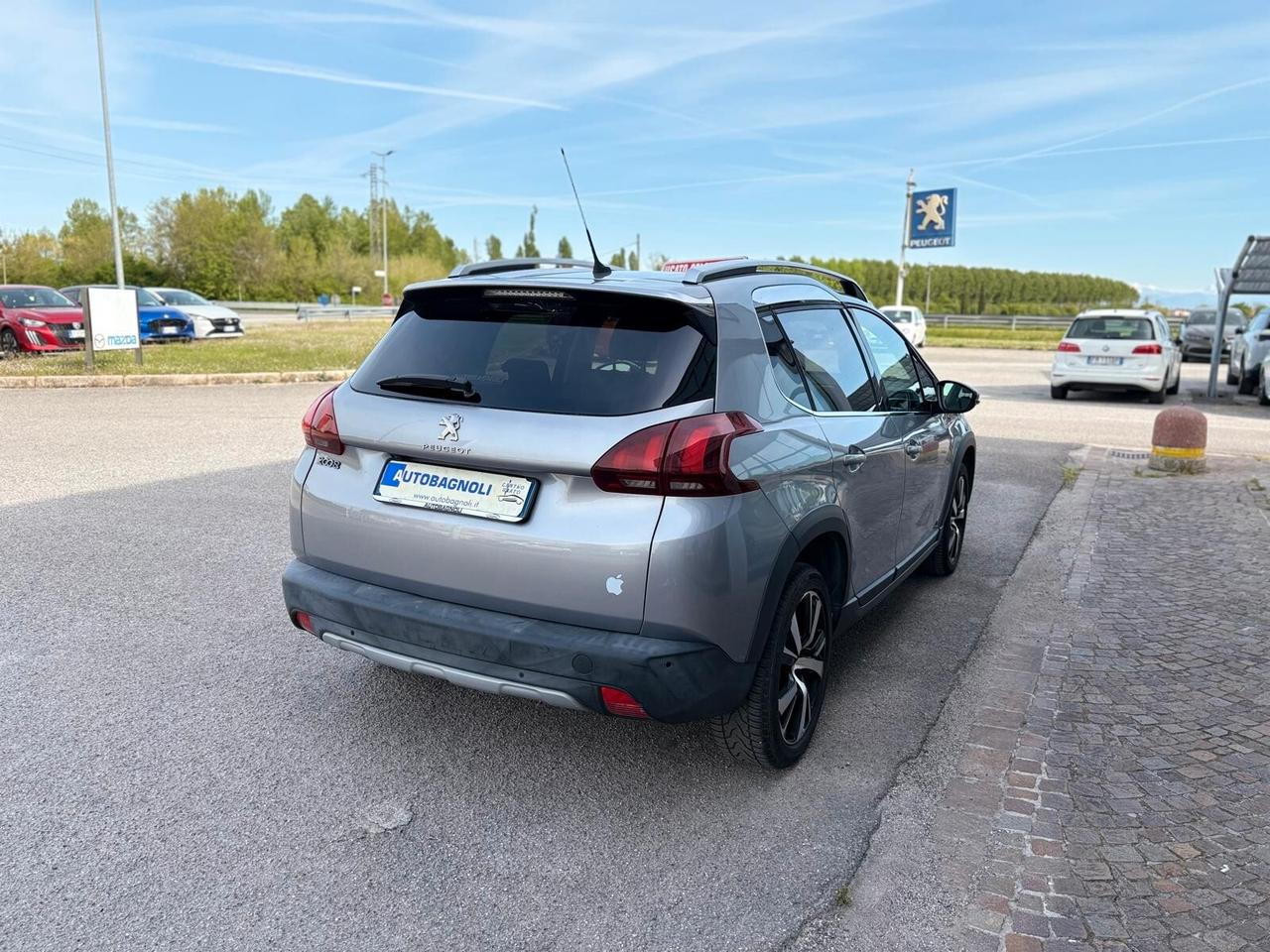 Peugeot 2008 ALLURE 1.6 BlueHDi 100 Grip Control