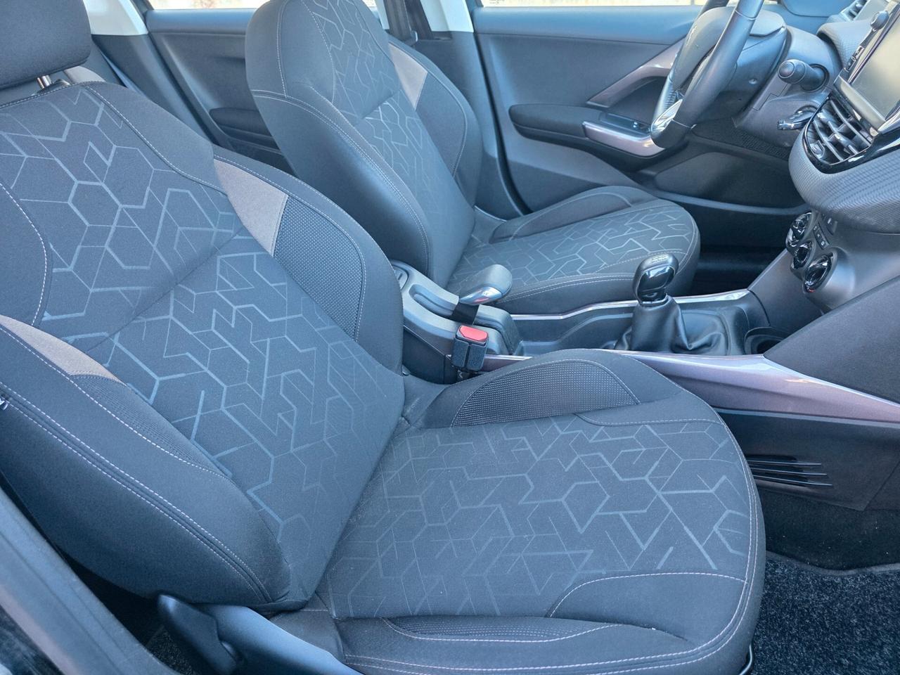 Peugeot 2008 PureTech 82 Allure