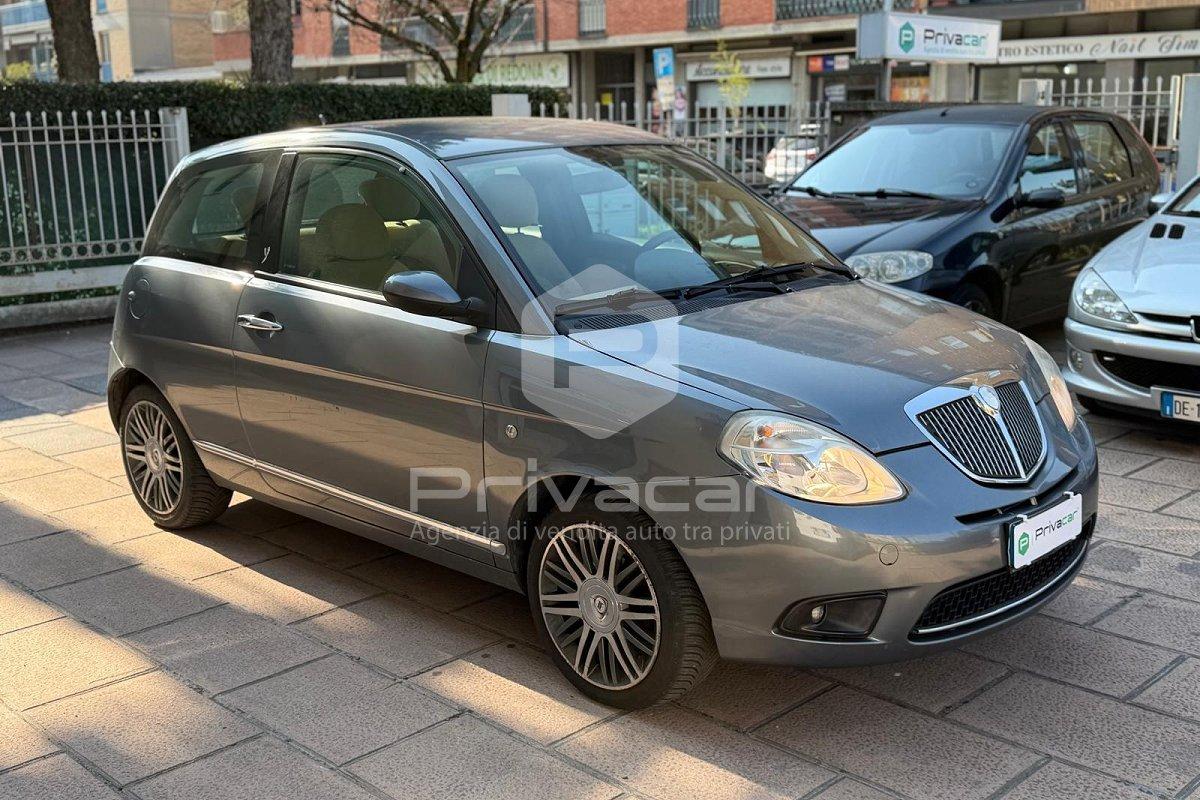 LANCIA Ypsilon 1.4 Argento