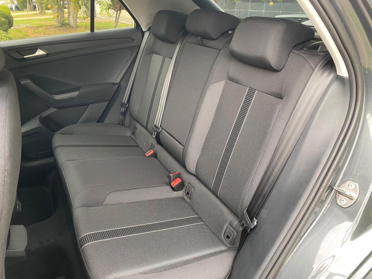 Volkswagen T-Roc 1.0 TSI Life Edition Plus