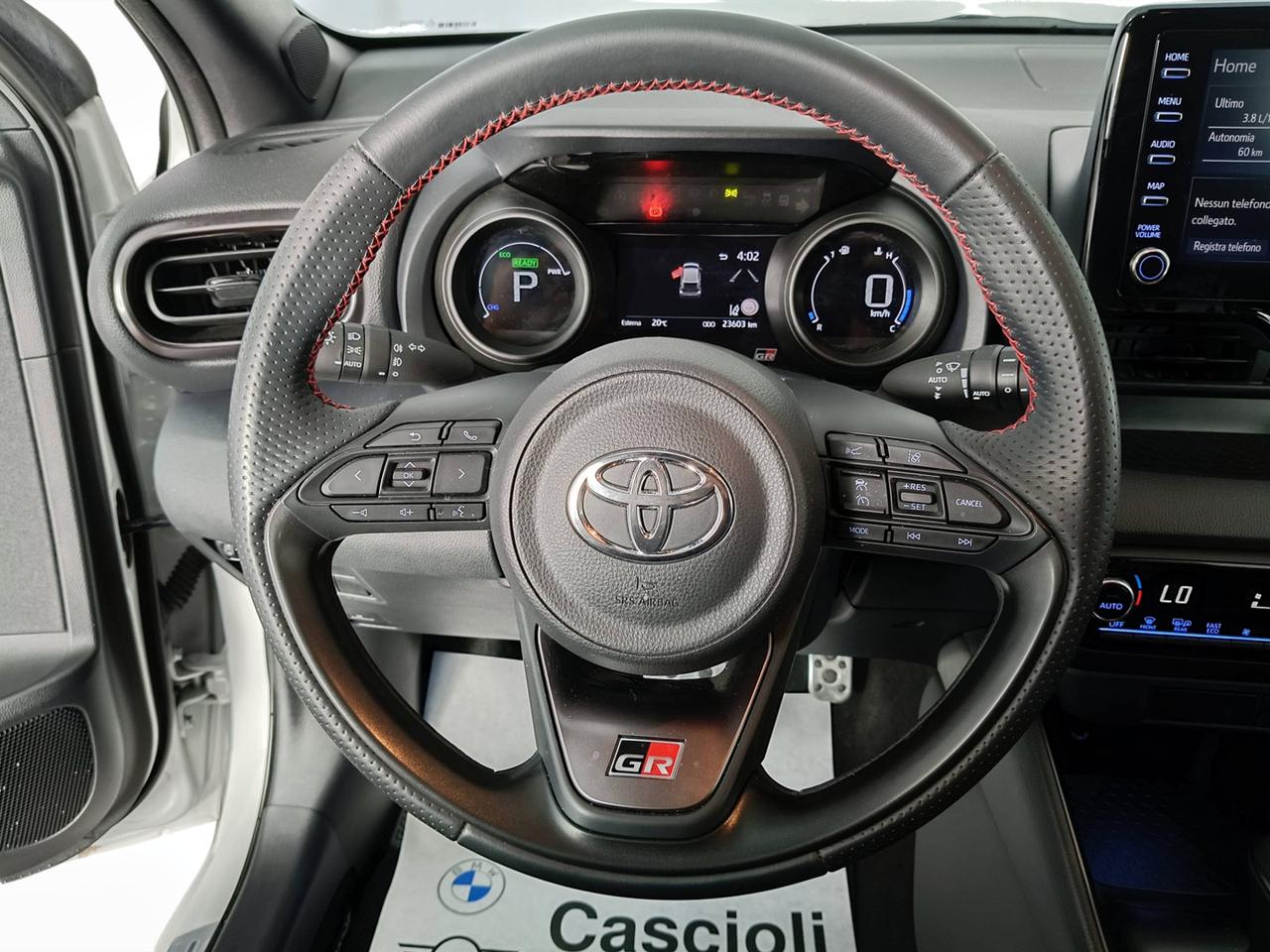 TOYOTA Yaris IV 2020 - Yaris 1.5h GR Sport