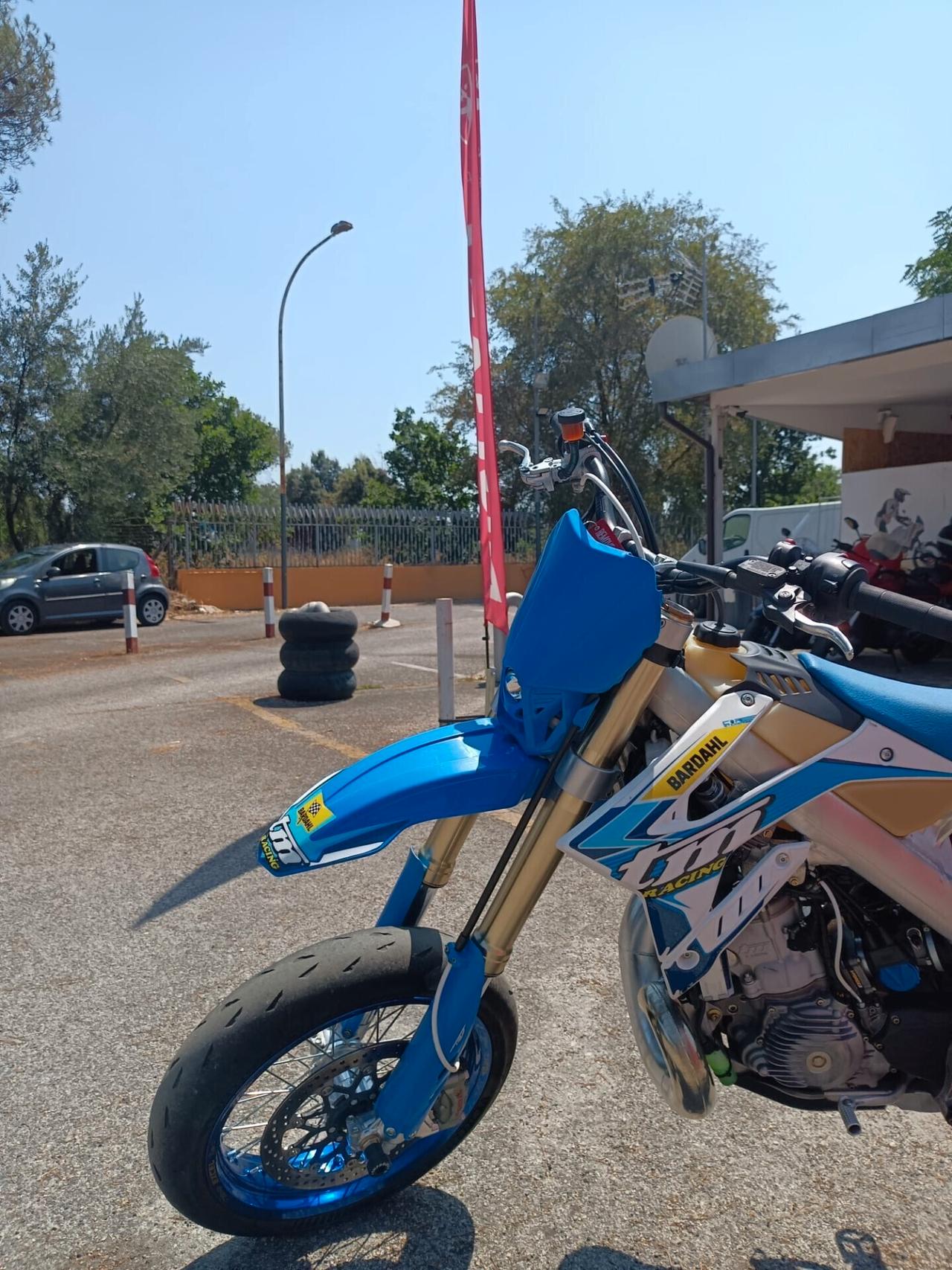 Tm SMR 300 ES Fi 2T