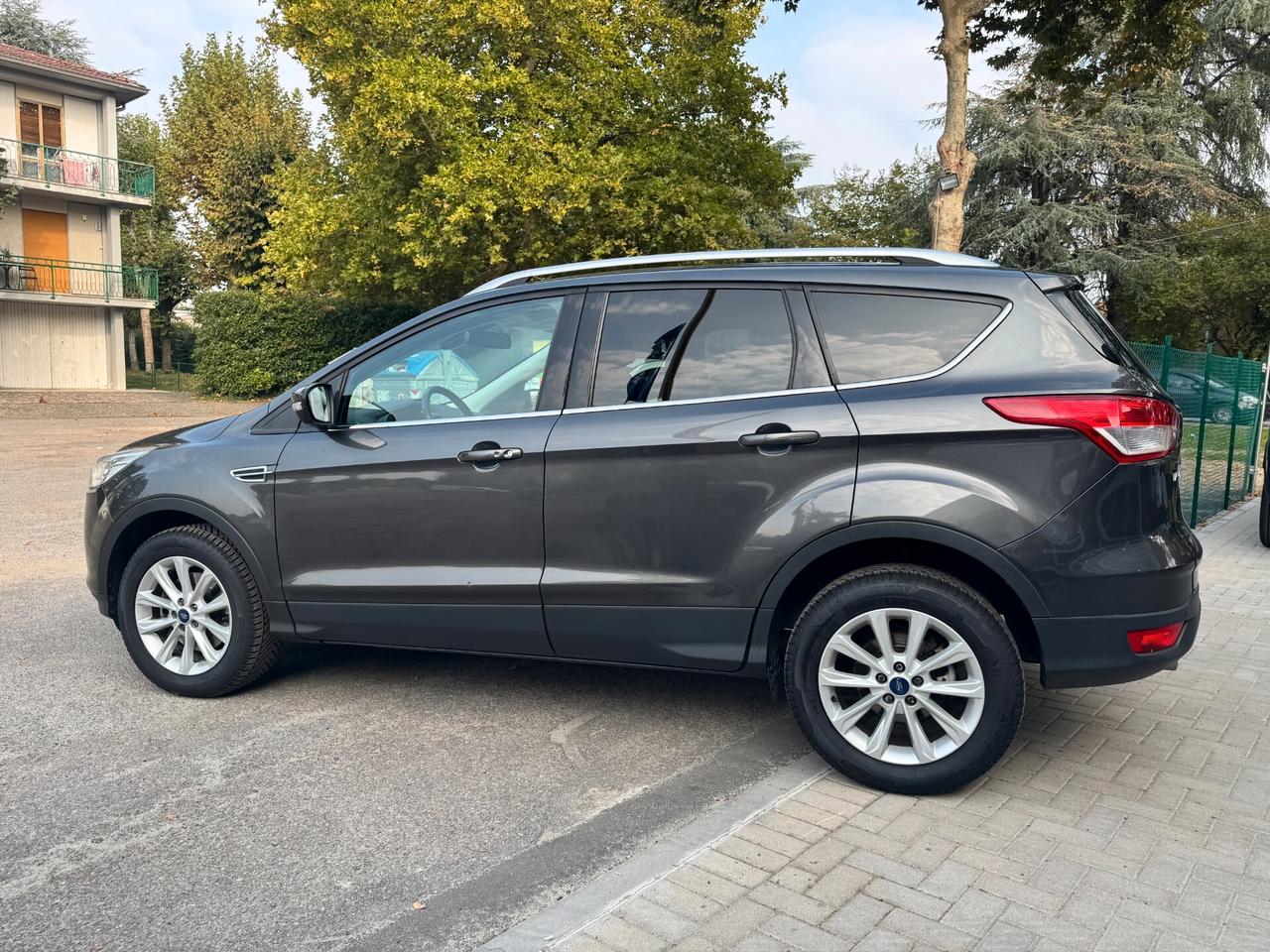 Ford Kuga 2.0 TDCI 120 CV S&S 2WD Titanium