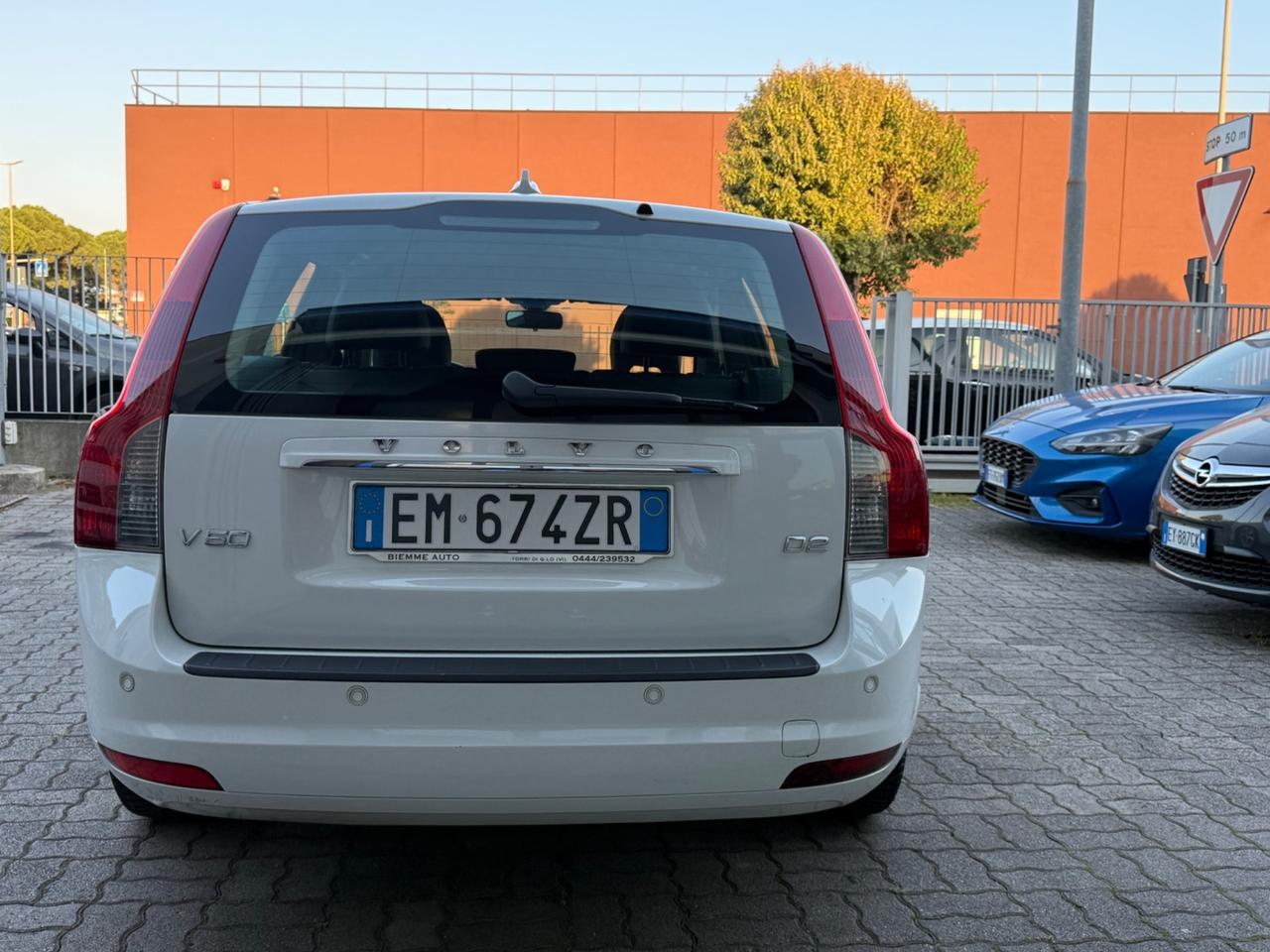 Volvo V50 1.6 D2 R-design cv114