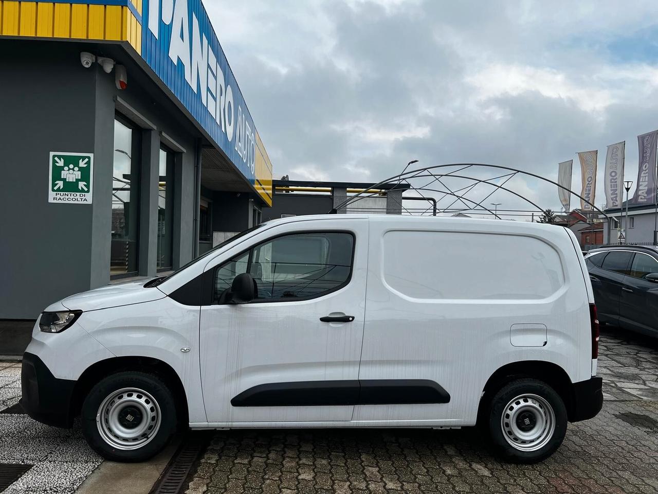 FIAT Doblò 4ª serie Doblò 1.5 BlueHdi 100CV ...