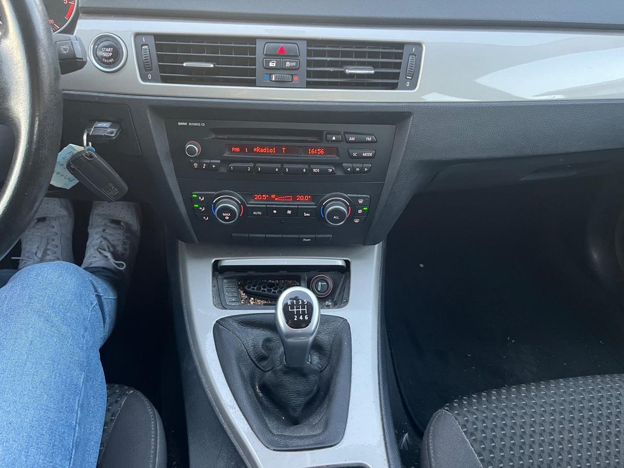 Bmw 318 318d 2.0 143CV cat MSport 2012