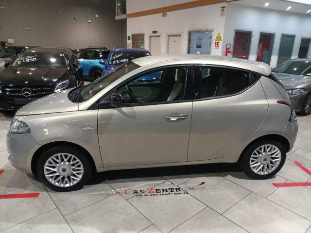 LANCIA Ypsilon 1.2 69 CV 5 porte Gold