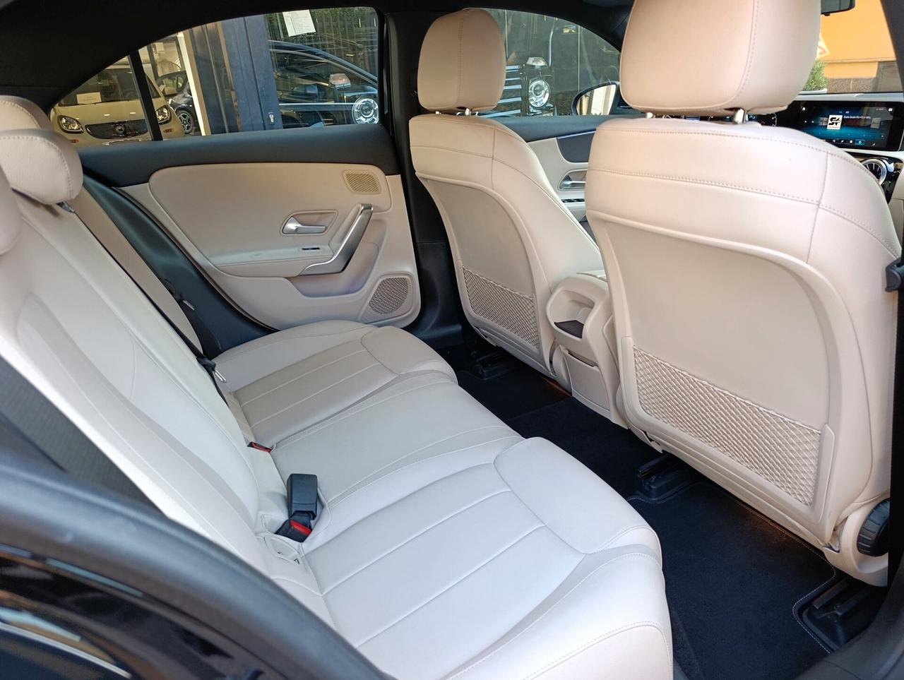 Mercedes-benz A 180 Sport Sedan Luci 64 colori/Navi/Pelle chiara