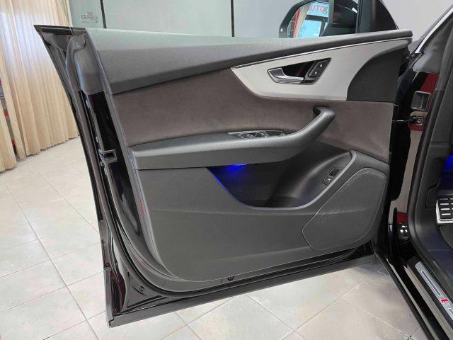 AUDI Q8 50 3.0 TDI MHEV S-LINE QUATTRO TIPTRONIC