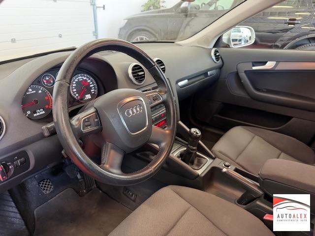 AUDI - A3 Sportback Sportback 1.6 tdi Attraction