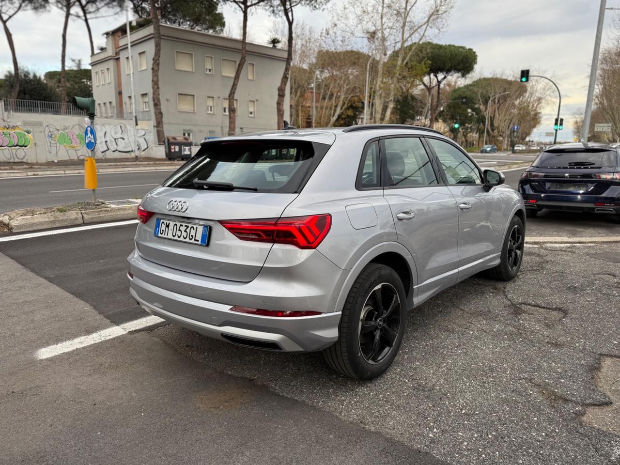 Audi Q3 35 TFSI S line edition ONE ,Manuale Pelle,Navi, Camera Pack luci