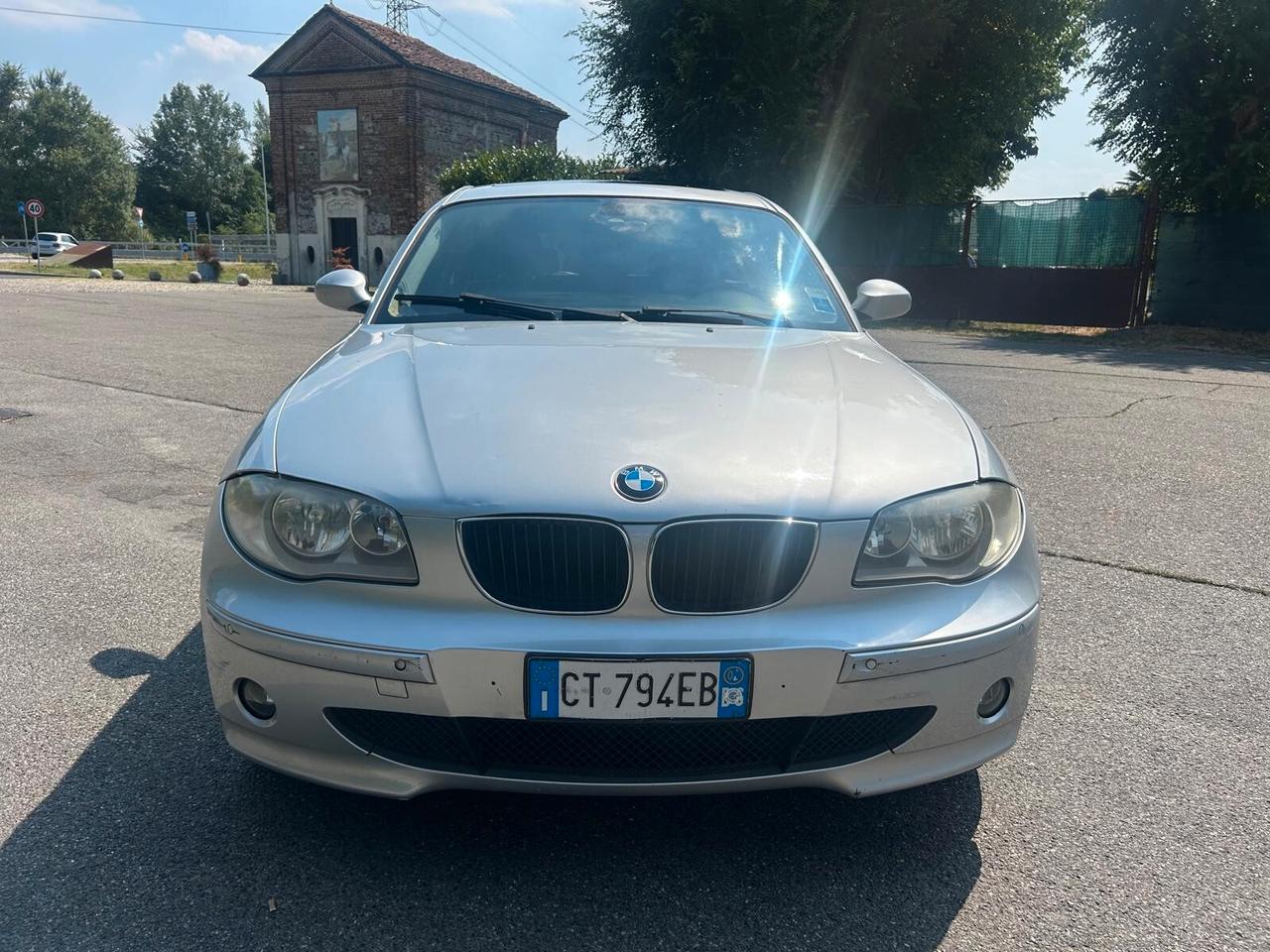 Bmw 116 116i 5 porte Futura