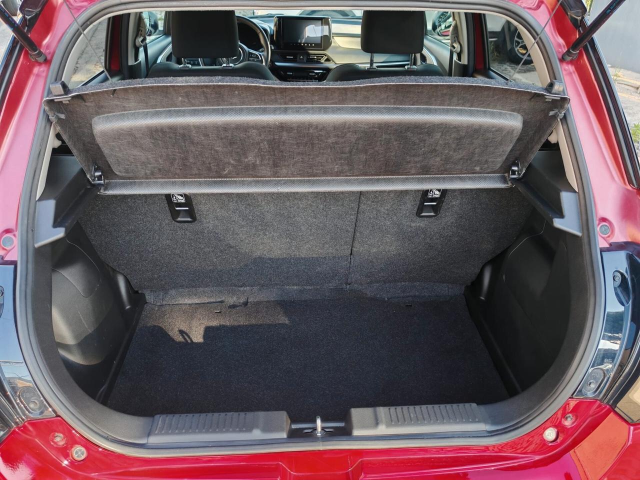 Suzuki Swift 1.2 Hybrid Top bicolor