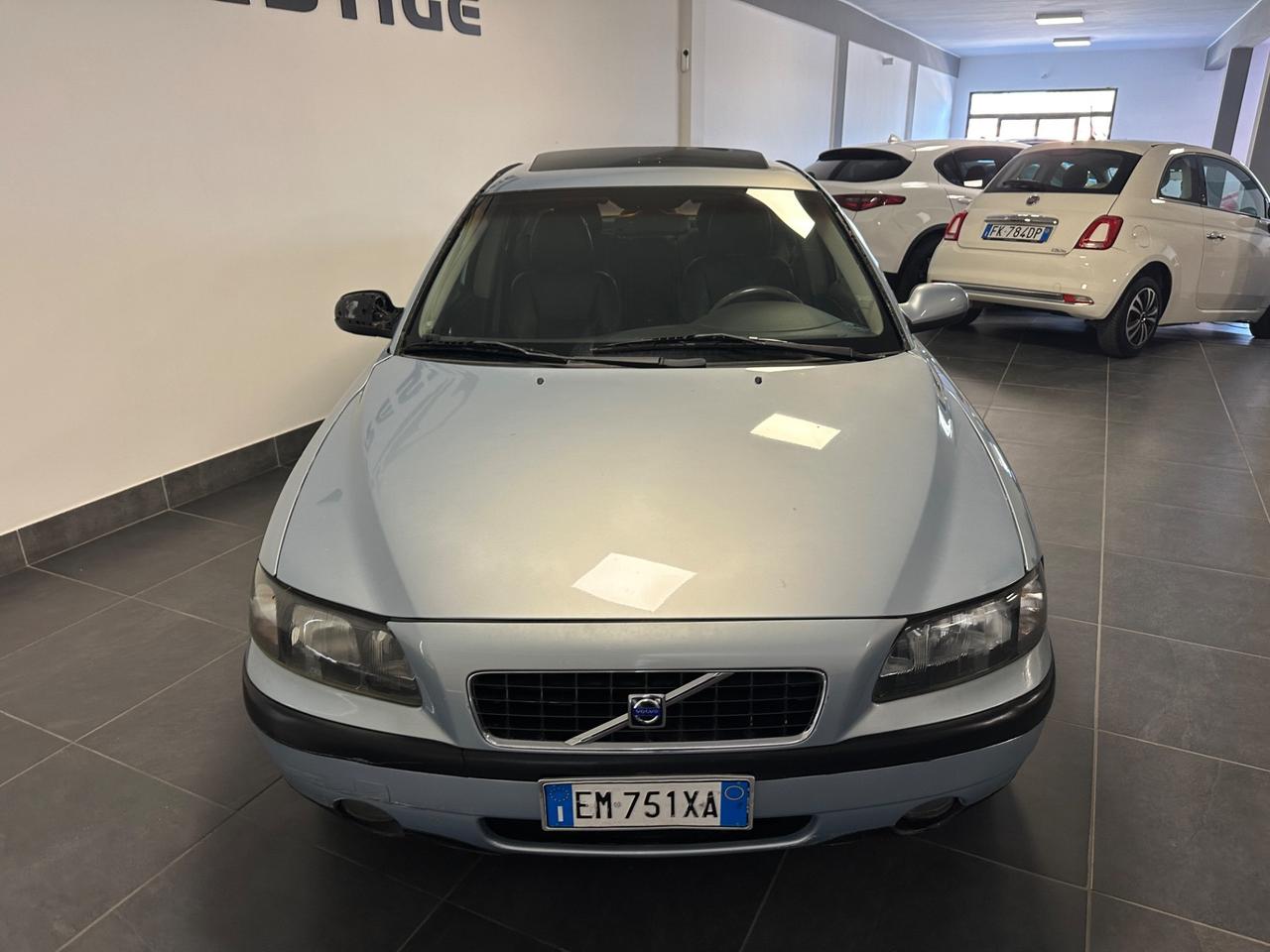 VOLVO S60 2.4 BERLINA 170CV GPL TETTO PELLE