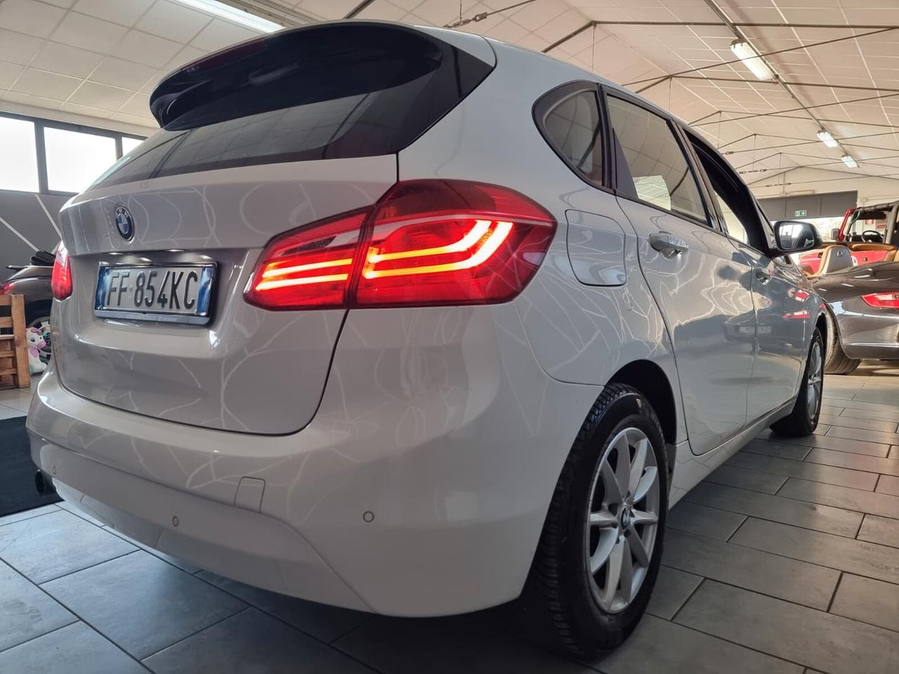 Bmw 216d Active Tourer Advantage NEOPATENTATI