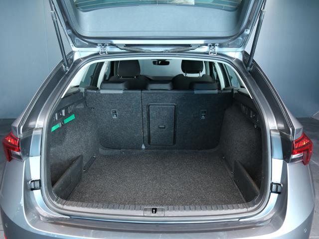 SKODA Octavia 2.0 TDI 116CV DSG Wagon Executive