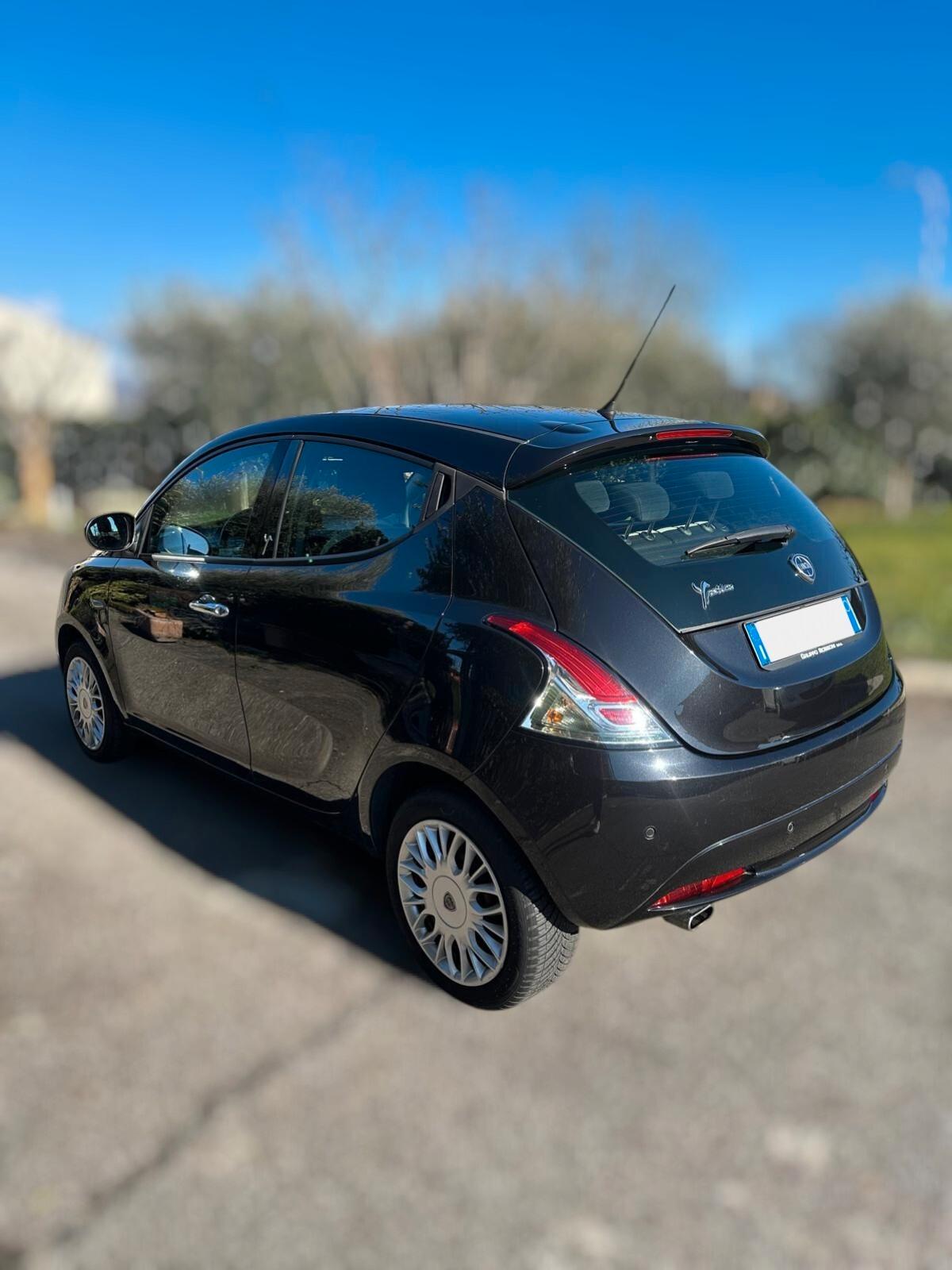 Lancia Ypsilon 1.3 mjt - ANCHE PER NEOPATENTATI