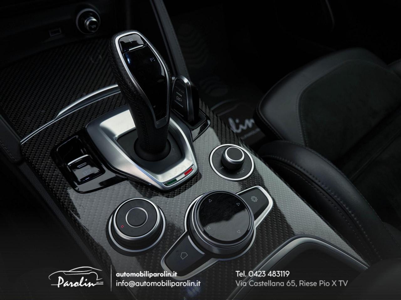 Alfa Romeo Stelvio 2.2 t Veloce Ti Q4 210cv auto Carbon-Black pack