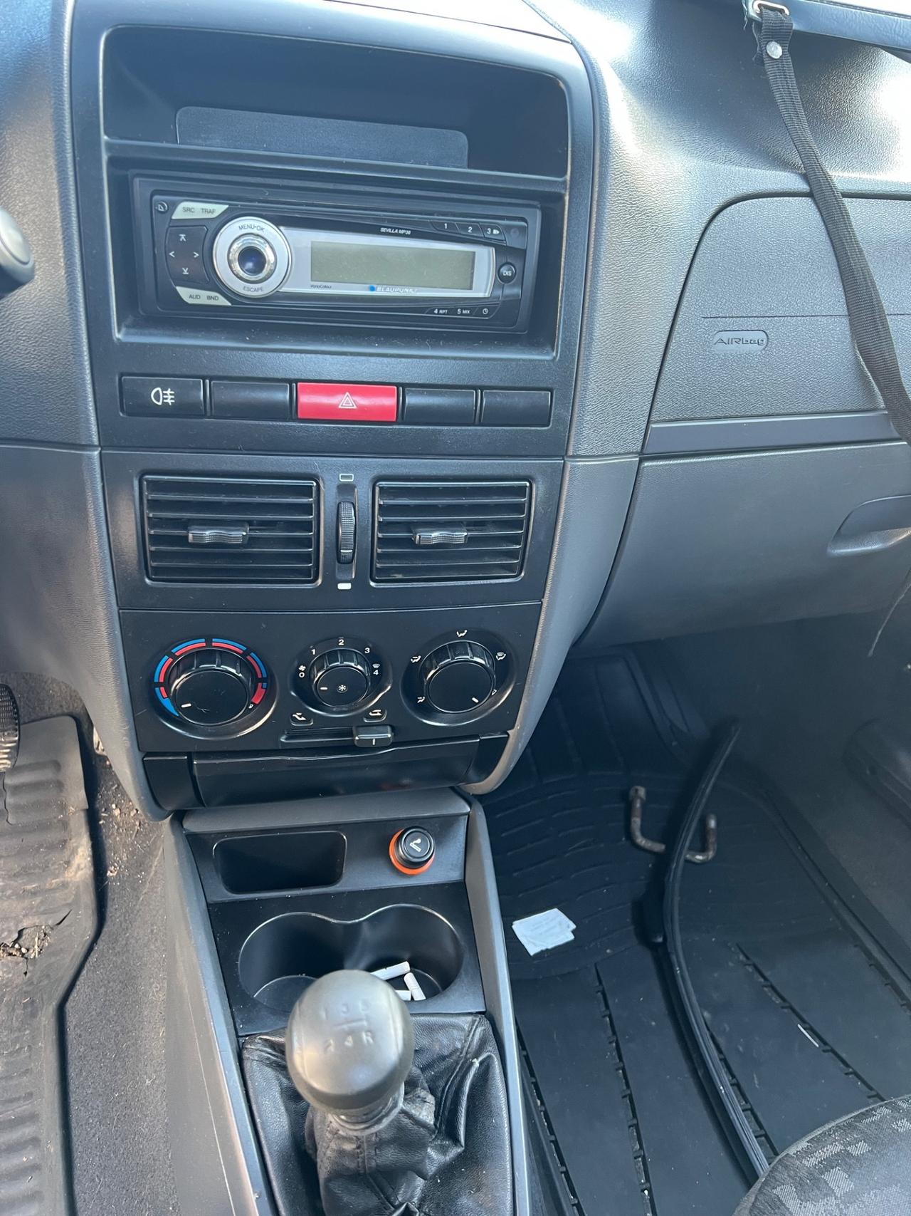 FIAT STRADA 1.3 mtj CLIMATIZZATO