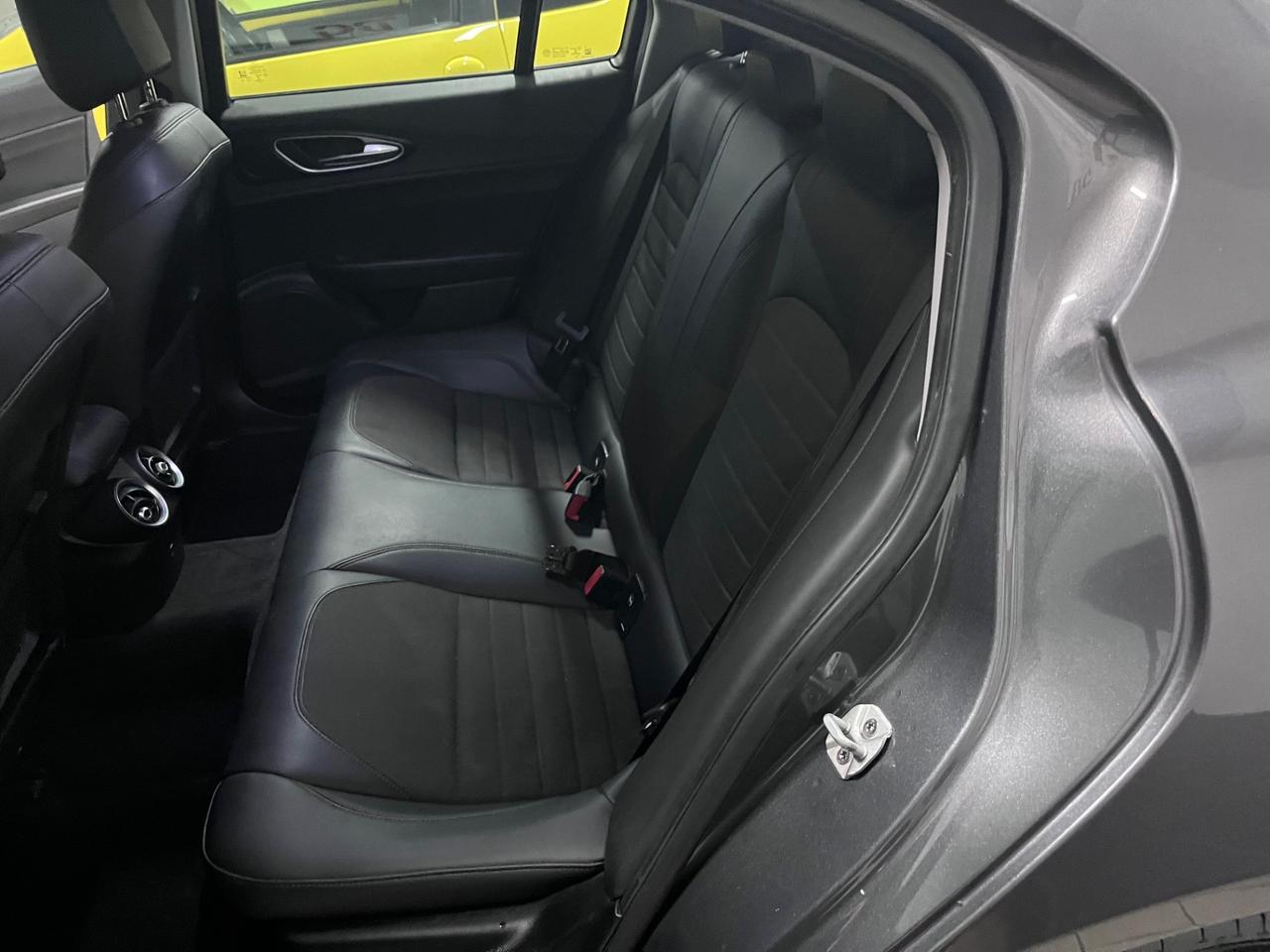 Alfa Romeo Giulia 2.2 Turbodiesel 150 CV tagliandata
