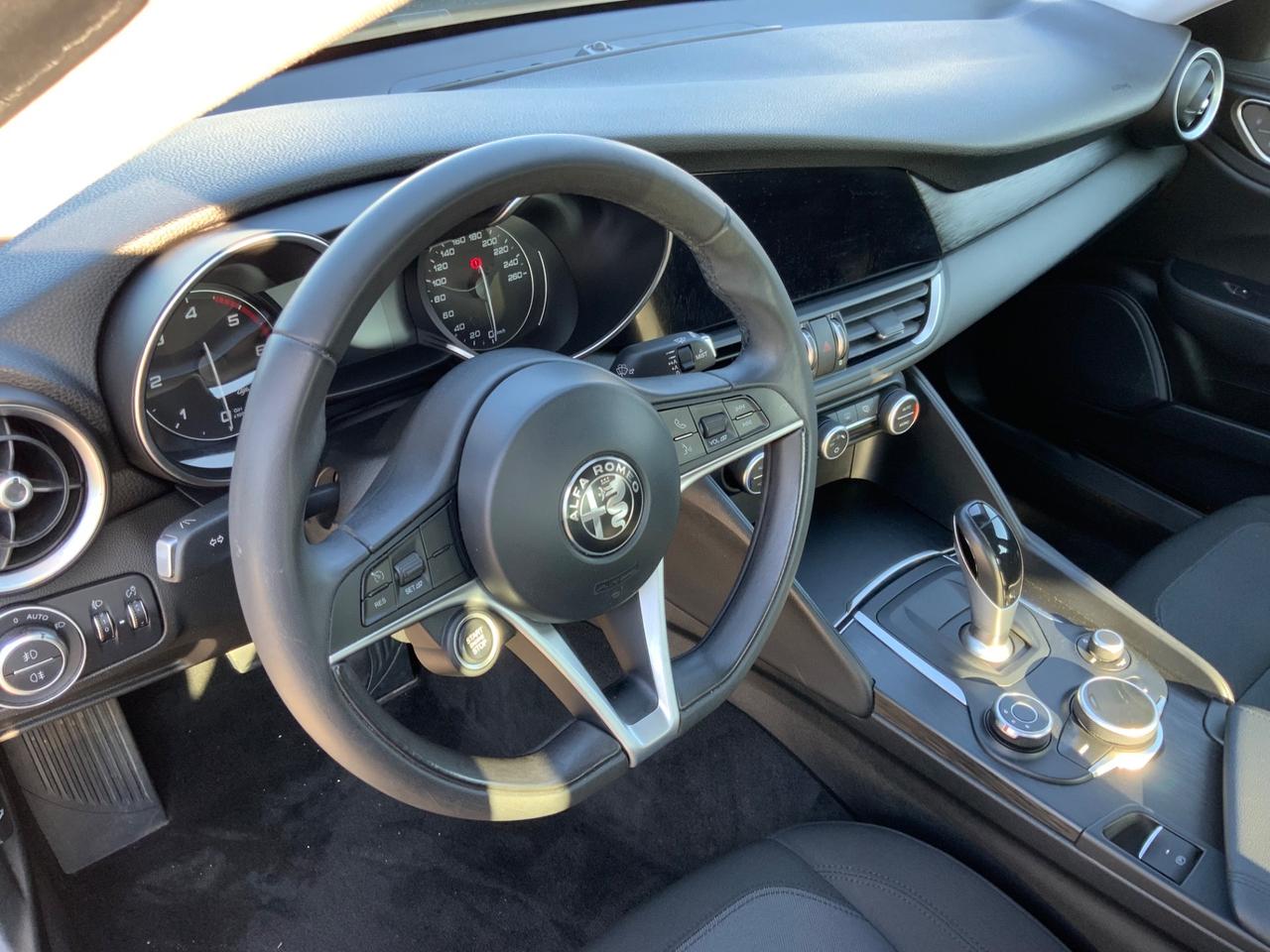 Alfa Romeo Giulia 2.2 Turbodiesel 150 CV AT8 Business