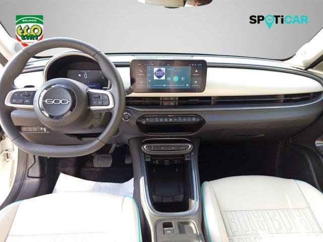 FIAT 600 Hybrid 100 CV DCT MHEV La Prima